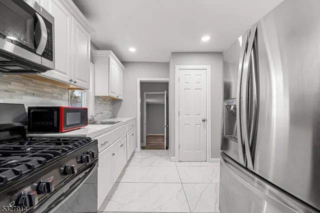 $399,000 | 320 Lee Place, Plainfield, NJ 07063