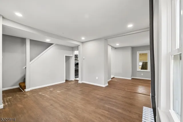 $399,000 | 320 Lee Place, Plainfield, NJ 07063