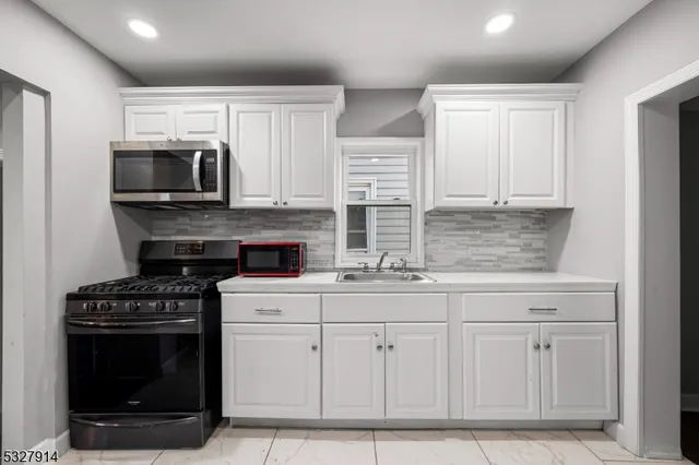 $399,000 | 320 Lee Place, Plainfield, NJ 07063