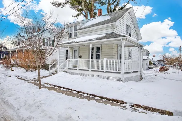 $310,000 | 33 Mason Street, Warren, RI 02885