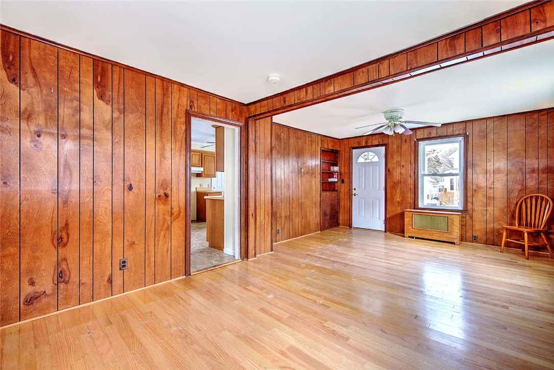 33 Mason Street Warren, RI 02885 - Photo 11 of 34