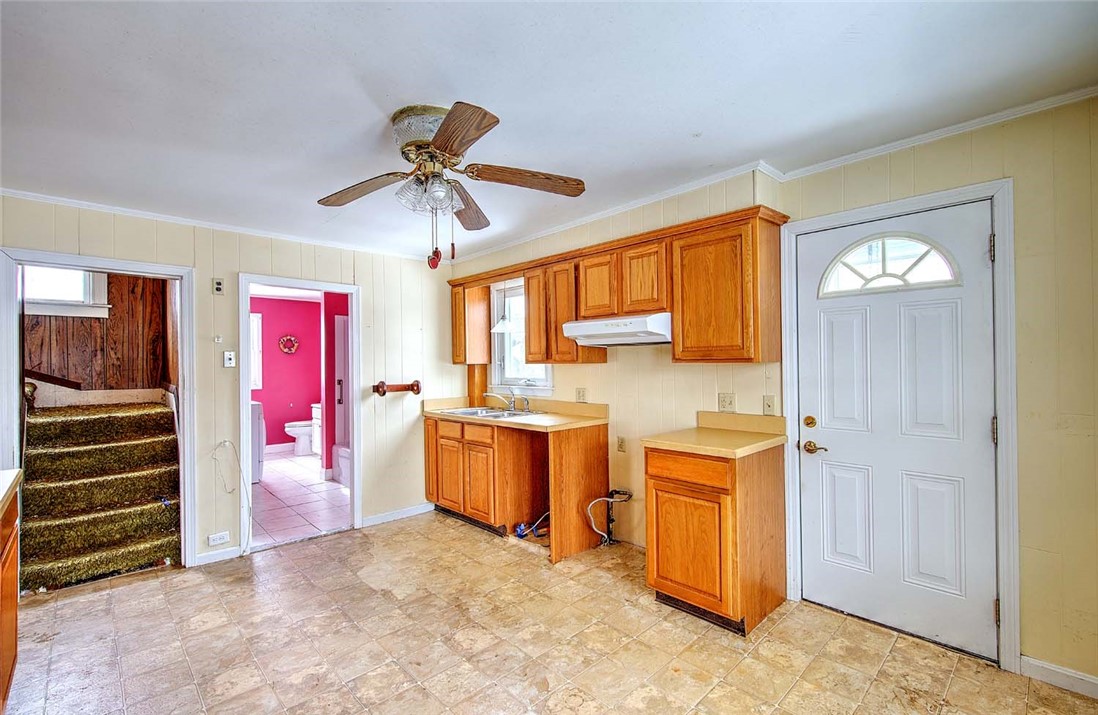 33 Mason Street Warren, RI 02885 - Photo 18 of 34