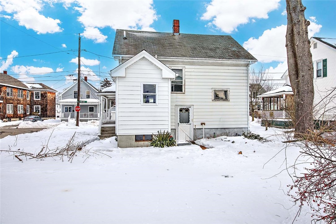 33 Mason Street Warren, RI 02885 - Photo 5 of 34