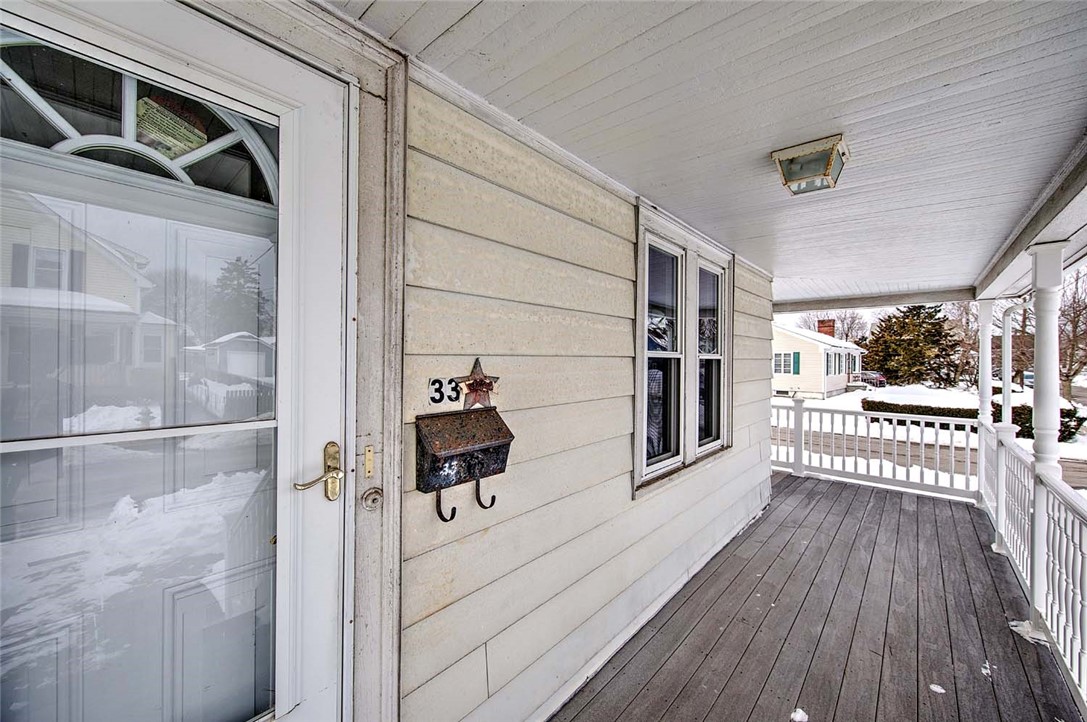 33 Mason Street Warren, RI 02885 - Photo 9 of 34