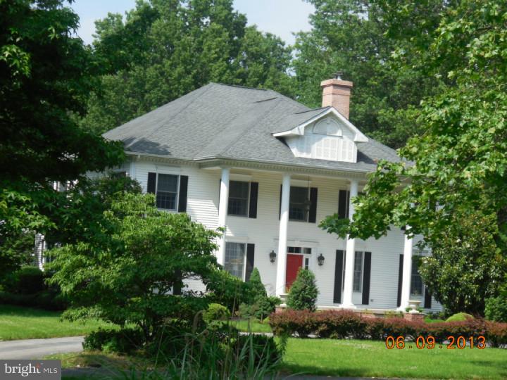 805 Riverton Road Moorestown, NJ 08057 - Photo 2 of 25 Gallery Image 2
