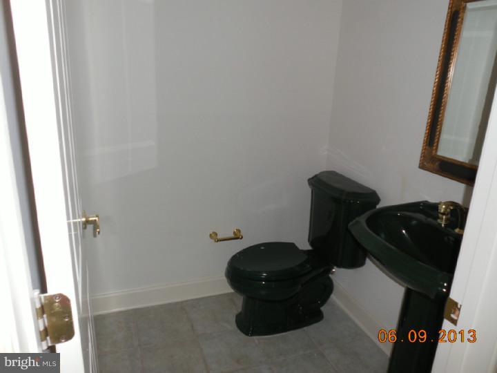 805 Riverton Road Moorestown, NJ 08057 - Photo 13 of 25 Gallery Image 13