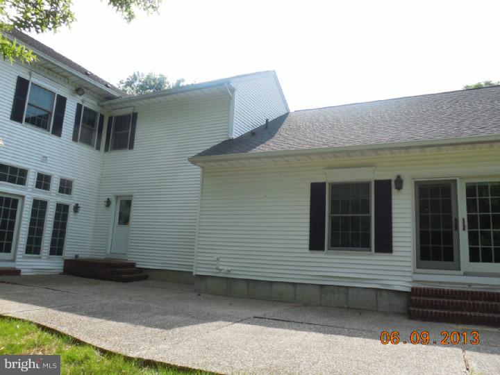 805 Riverton Road Moorestown, NJ 08057 - Photo 5 of 25 Gallery Image 5