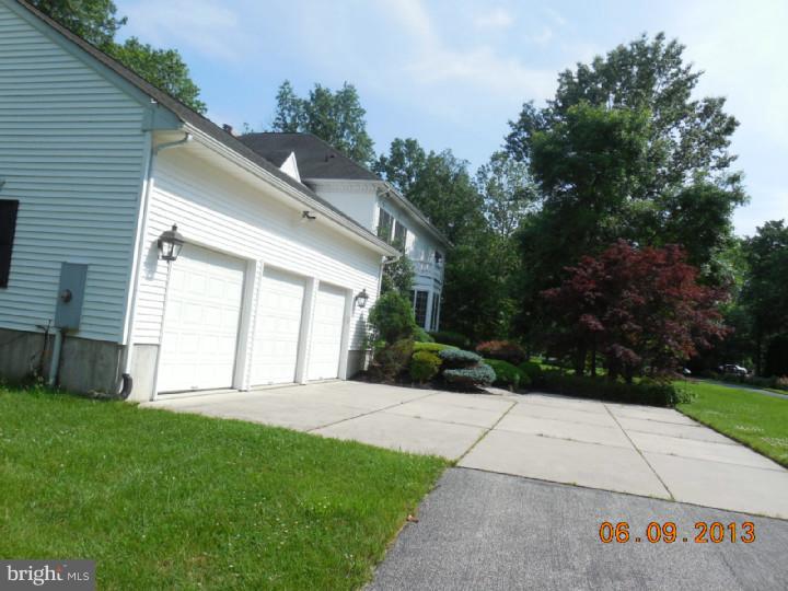 805 Riverton Road Moorestown, NJ 08057 - Photo 8 of 25 Gallery Image 8
