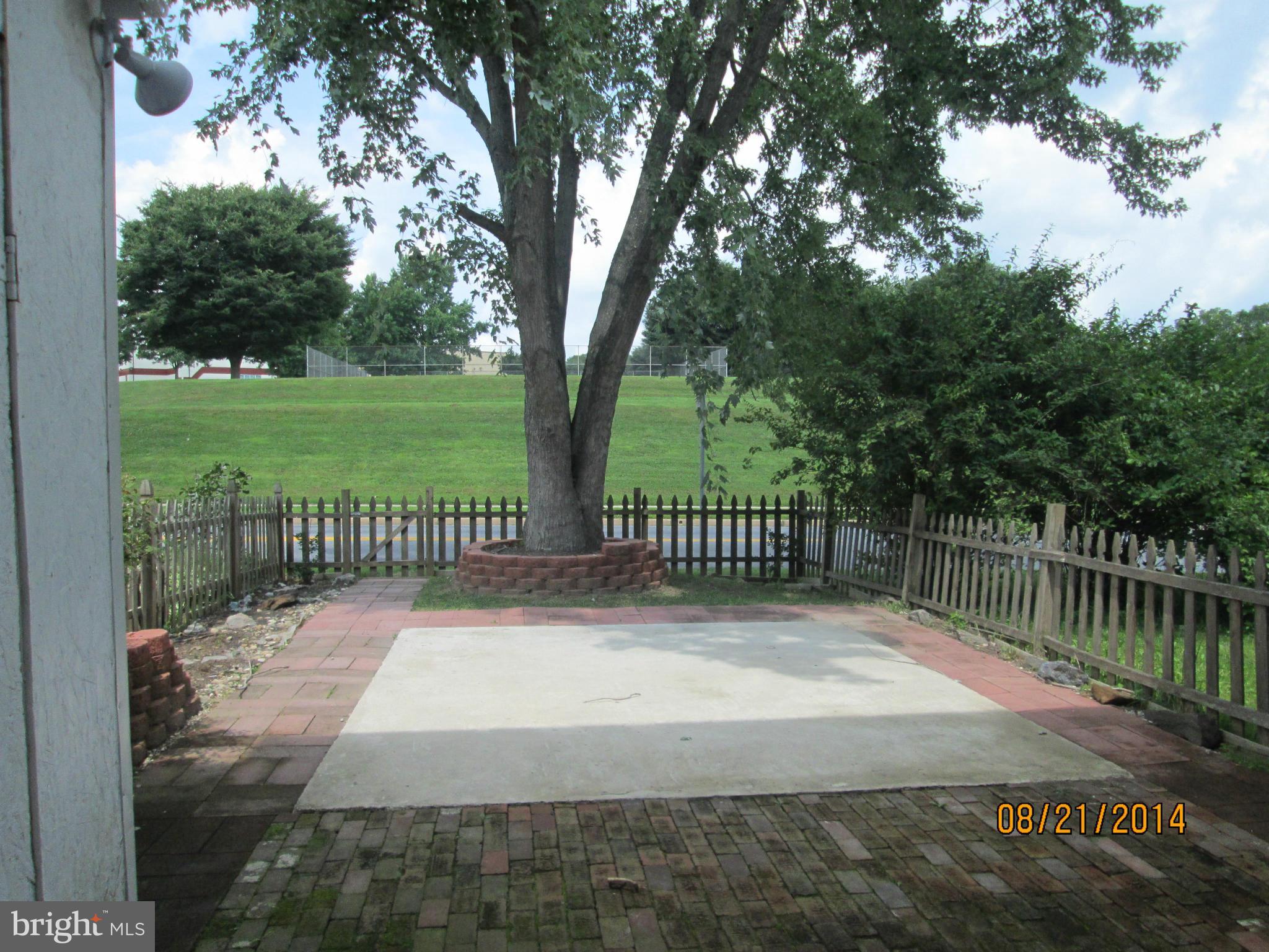 416 Falling Spring Court Reisterstown, MD 21136 - Photo 3 of 16 a view of a park with a large trees