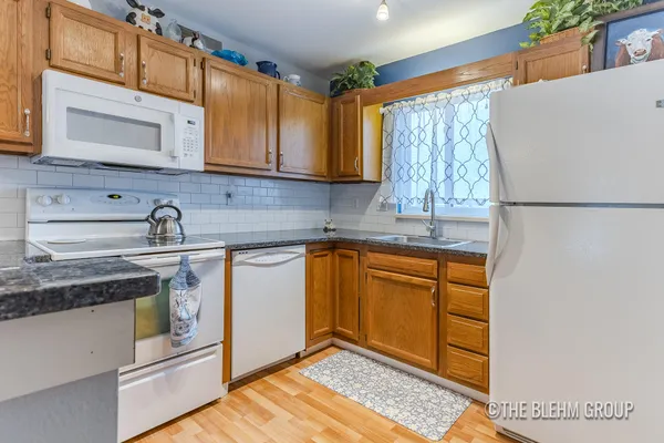 $182,000 | 3288 Devonwood Hills Northeast, Unit F, Grand Rapids, MI 49525