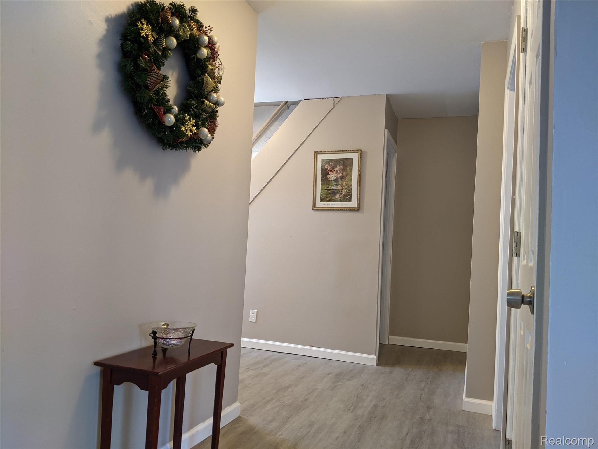 4051 Hunter Road Flint, MI 48504 - Photo 11 of 37 PXL_20210123_205440091.jpg