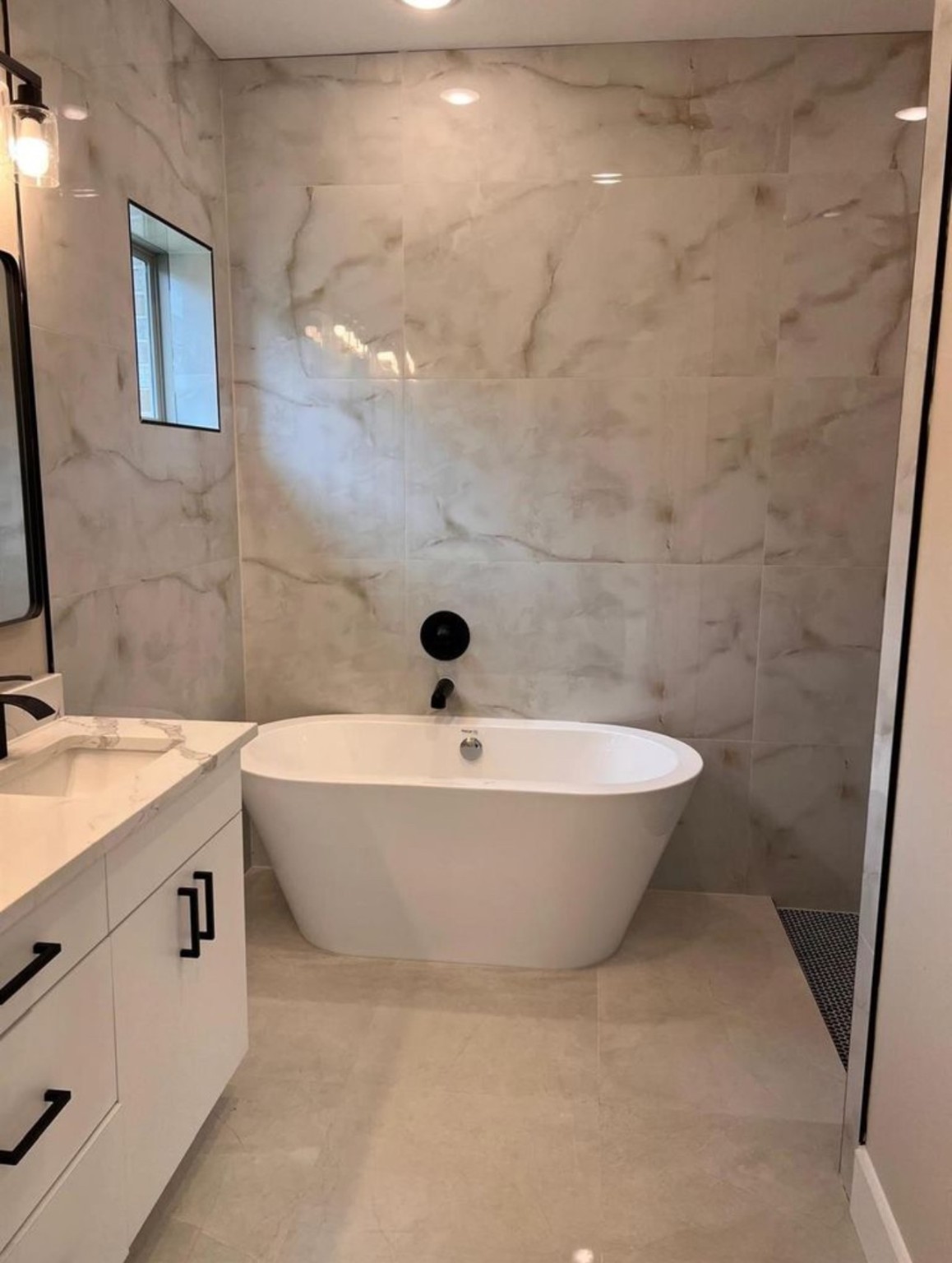 2611 Martinas Ct Spring Spring, TX 77388 - Photo 4 of 4 a bathroom with a bathtub and shower