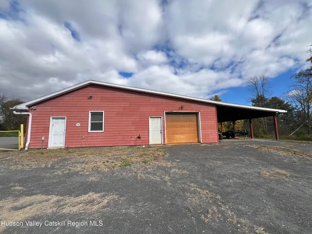 $249,900 | 2080 Ny-32, Saugerties, NY 12477