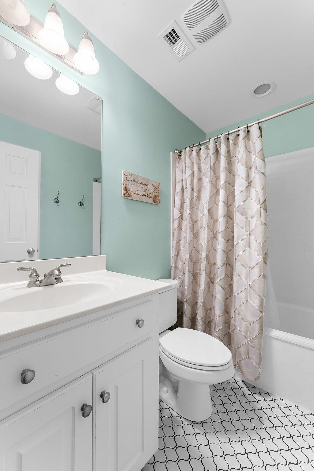 1823 Delacourt Avenue Mount Pleasant, SC 29466 - Photo 53 of 88 1823 Delacourt Avenue-59