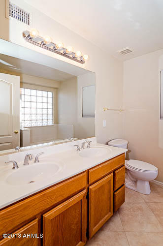 2304 East Smoke Tree Road Gilbert, AZ 85296 - Photo 8 of 17 Master Bath-Dual Sinks