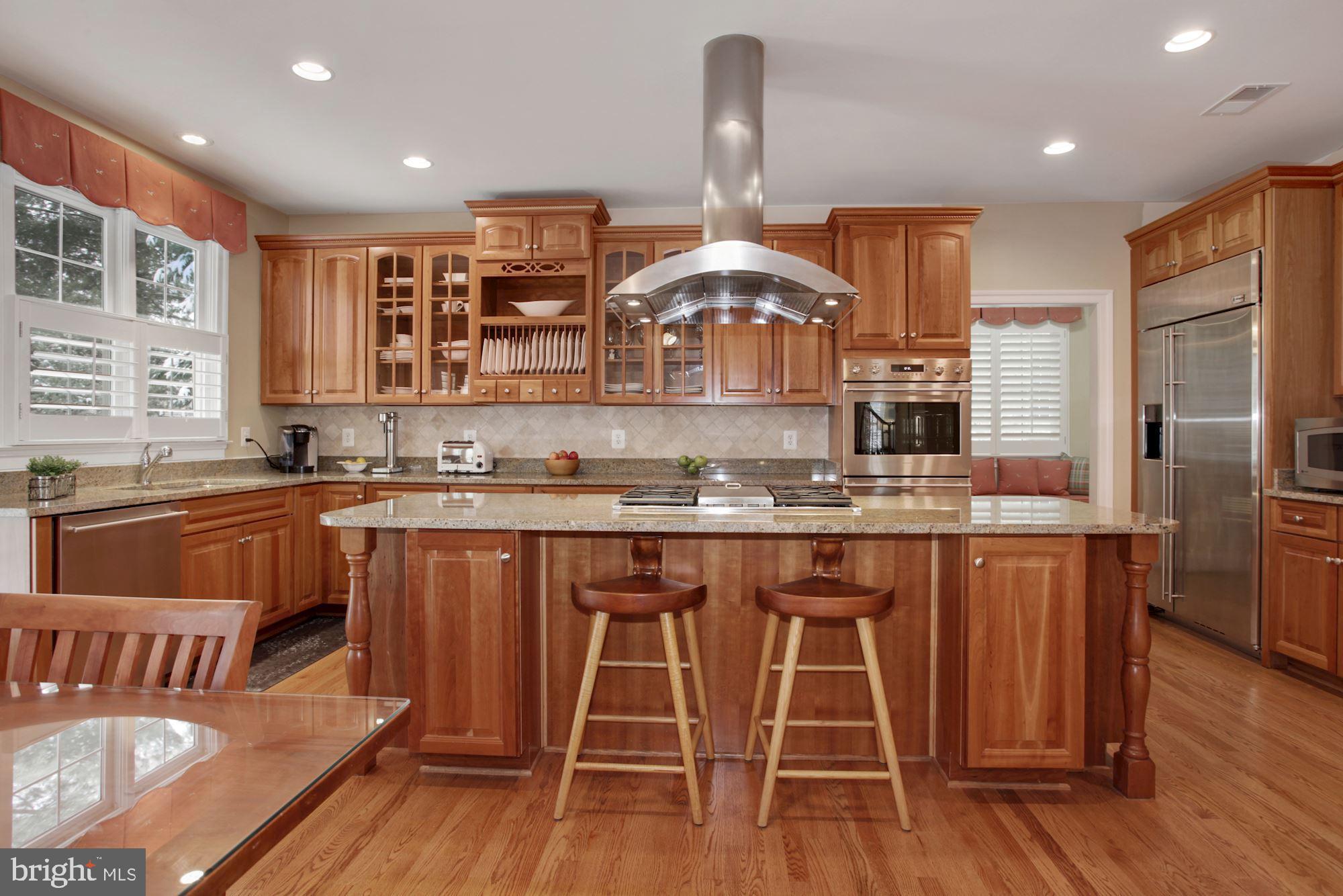 6391 Gayfields Road Alexandria, VA 22315 - Photo 5 of 66 Gallery Image 5