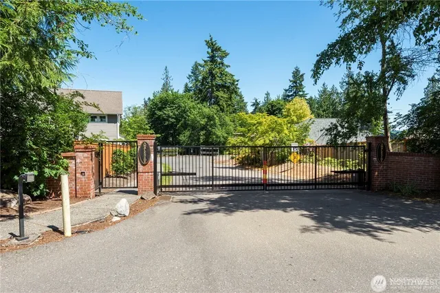 $649,950 | 3703 Northeast Trout Brook Lane, Bremerton, WA 98311