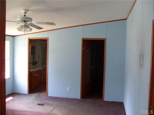 3937 Glenn Road Durham, NC 27704 - Photo 8 of 12 Gallery Image 8