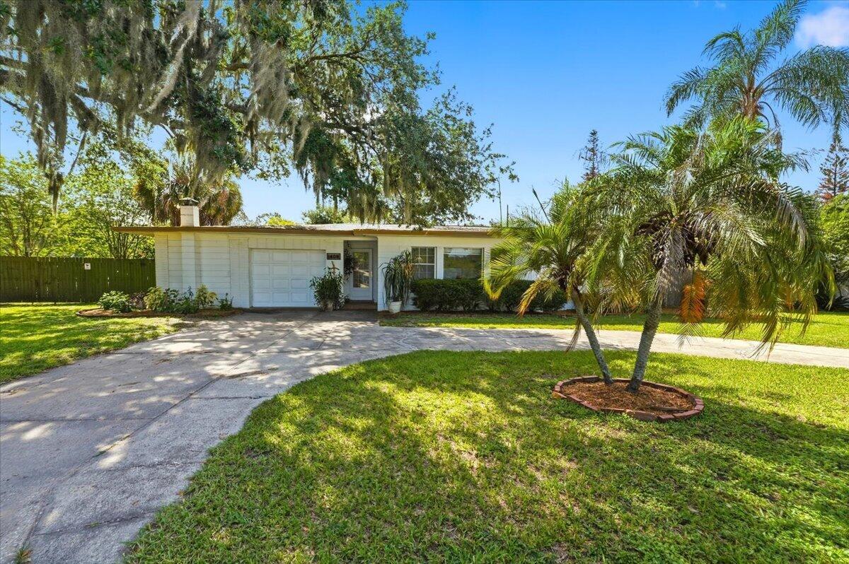 1408 New Jersey Road Lakeland, FL 33803 - Photo 6 of 58 06-Exterior Front