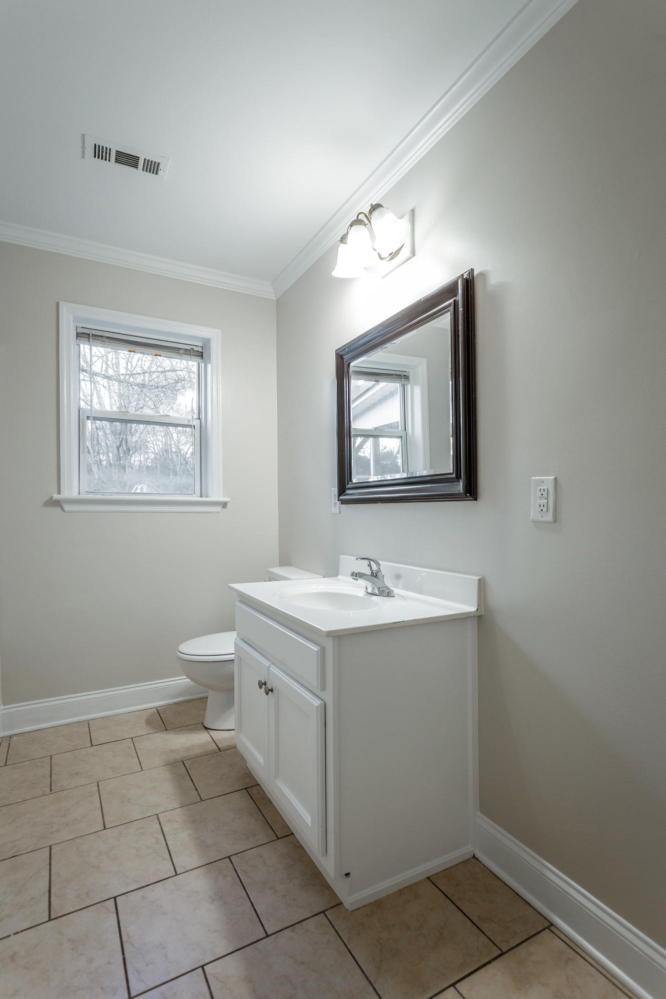 1332 Wilson Road Rossville, GA 30741 - Photo 12 of 21 Full Bath