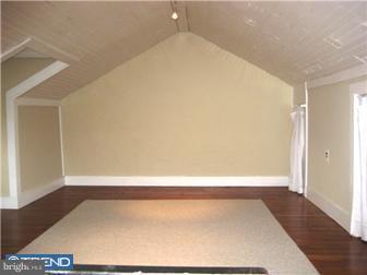 321 Sunset Road West Reading, PA 19611 - Photo 10 of 12
