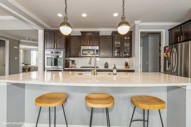 4056 Juneberry Road Naperville, IL 60564 - Photo 7 of 22