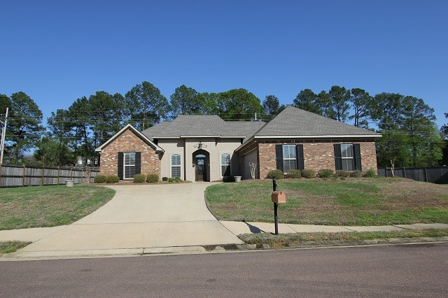 15 Sandstone Circle Clinton, MS 39056 - Photo 1 of 35 Photo 1