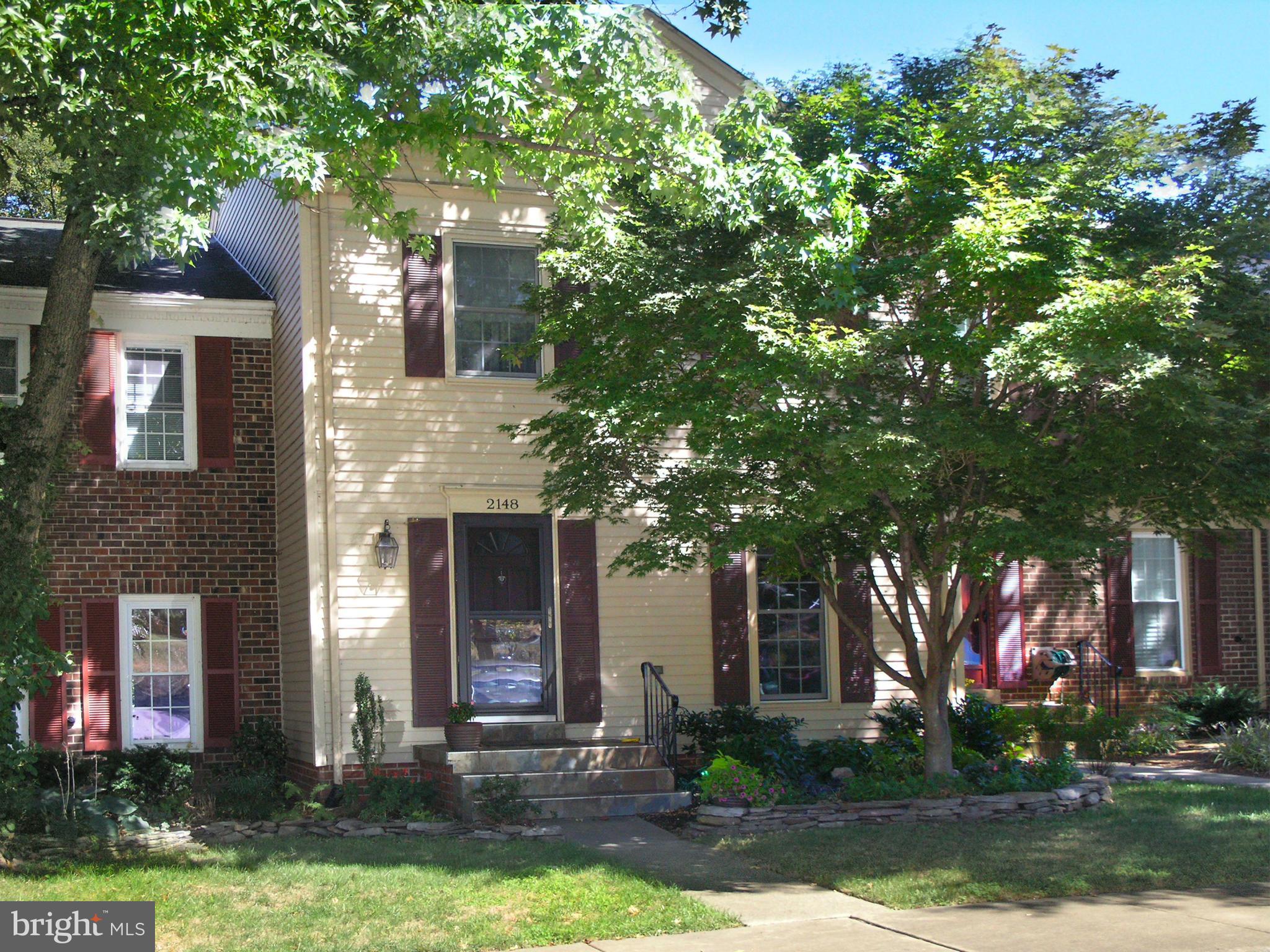 2148 Greenkeepers Court Reston, VA 20191 - Photo 1 of 26 Exterior (Front)