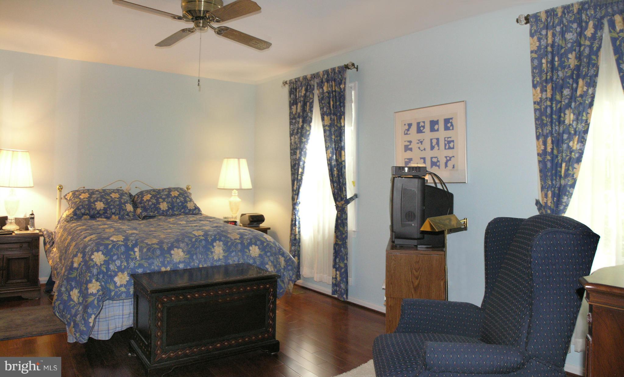2148 Greenkeepers Court Reston, VA 20191 - Photo 12 of 26 Bedroom (Master)