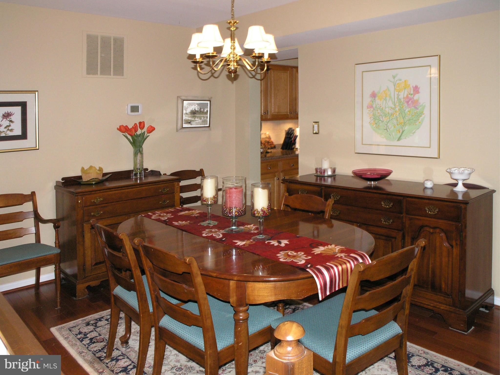 2148 Greenkeepers Court Reston, VA 20191 - Photo 7 of 26 Dining Room