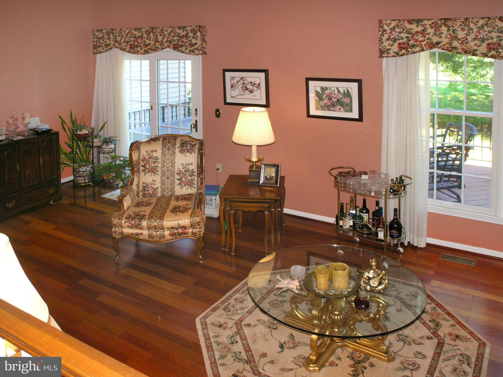 2148 Greenkeepers Court Reston, VA 20191 - Photo 9 of 26 Living Room