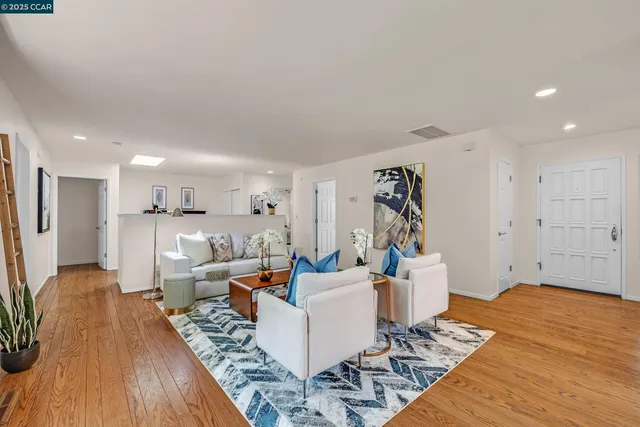 $1,950,000 | 345 Shire Oaks Court, Lafayette, CA 94549