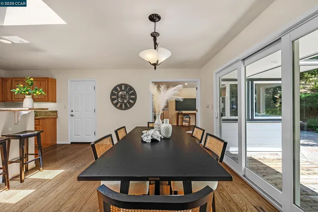 $1,950,000 | 345 Shire Oaks Court, Lafayette, CA 94549