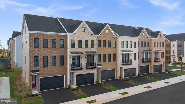 $886,434 | 42119 Picasso Square, Ashburn, VA 20148