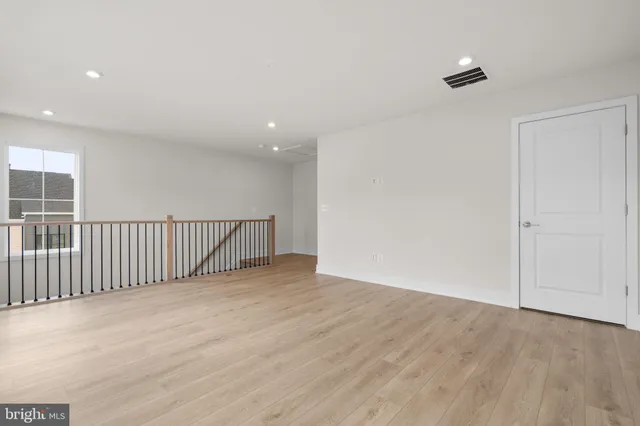 $886,434 | 42119 Picasso Square, Ashburn, VA 20148