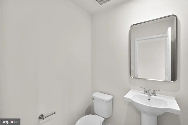 $886,434 | 42119 Picasso Square, Ashburn, VA 20148