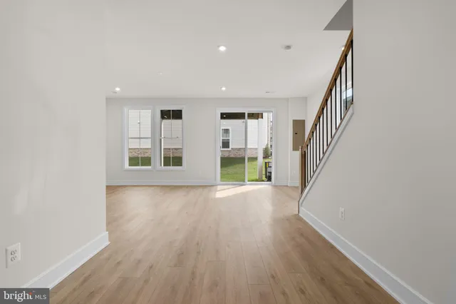 $886,434 | 42119 Picasso Square, Ashburn, VA 20148