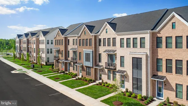 $886,434 | 42119 Picasso Square, Ashburn, VA 20148