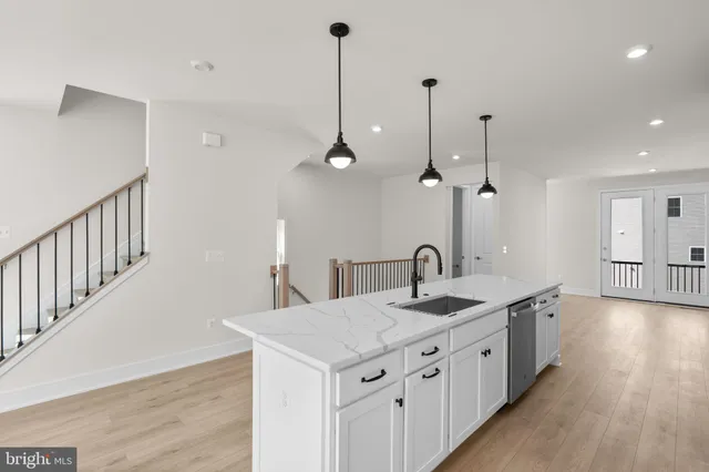 $886,434 | 42119 Picasso Square, Ashburn, VA 20148