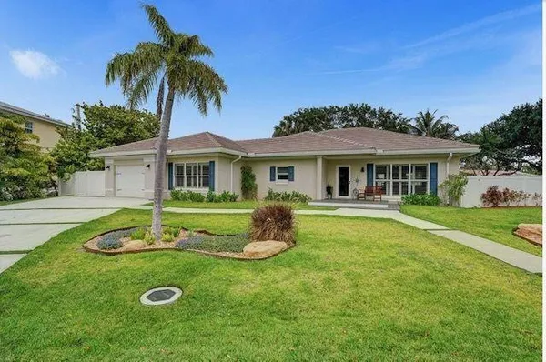 $1,500,000 | 2622 Northeast 27th Avenue, Lighthouse Point, FL 33064