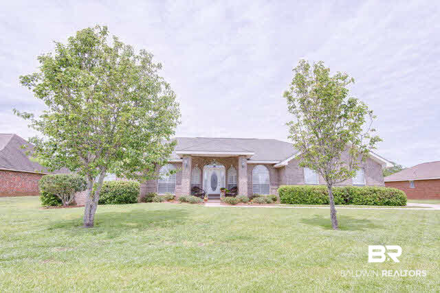 105 Normandy Street Fairhope, AL 36532 - Photo 2 of 46