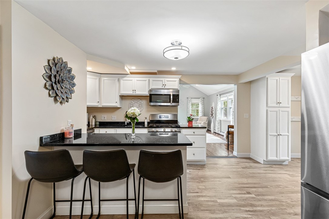 69 Mason Road Barrington, RI 02806 - Photo 17 of 50