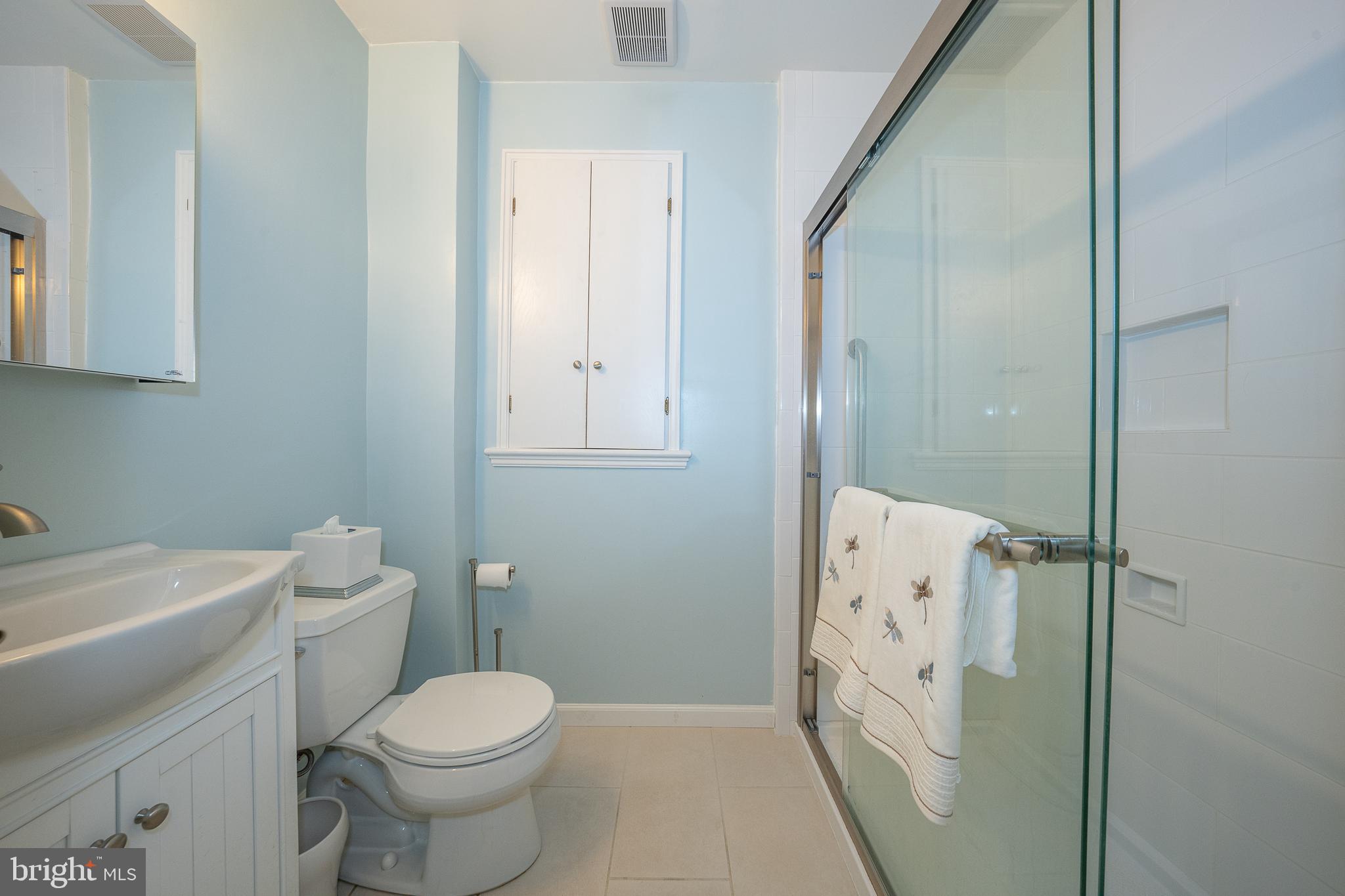 65 Rodmor Road Havertown, PA 19083 - Photo 16 of 34 First floor full bath
