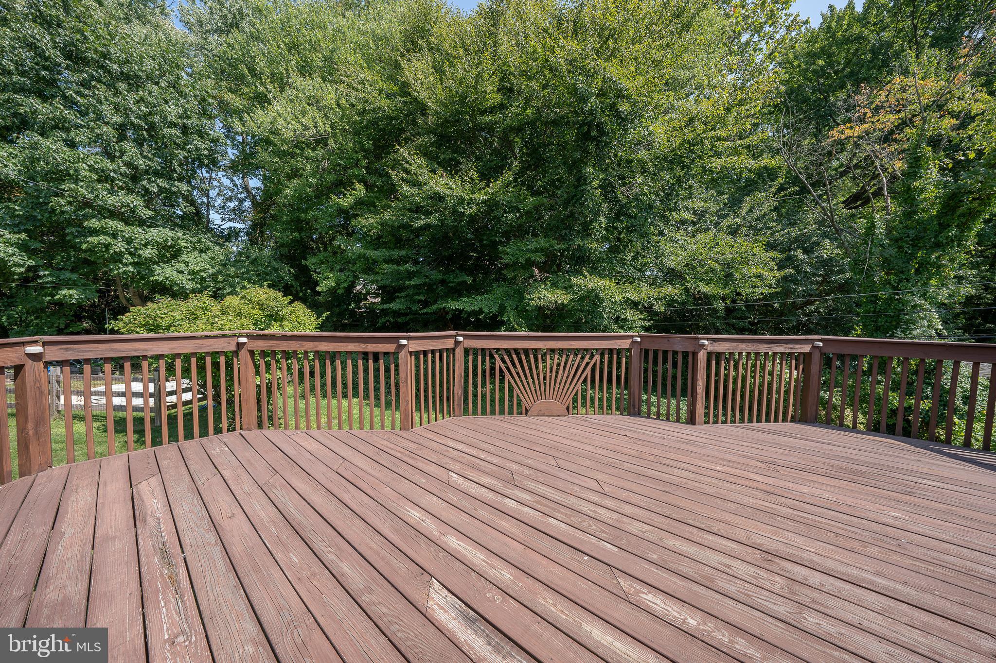 65 Rodmor Road Havertown, PA 19083 - Photo 29 of 34 Back deck