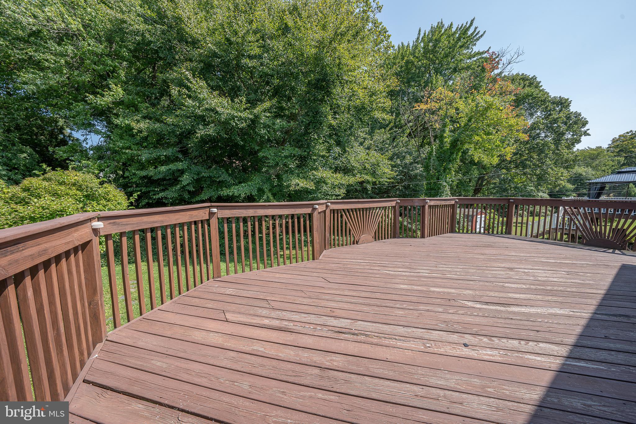 65 Rodmor Road Havertown, PA 19083 - Photo 30 of 34 Back deck