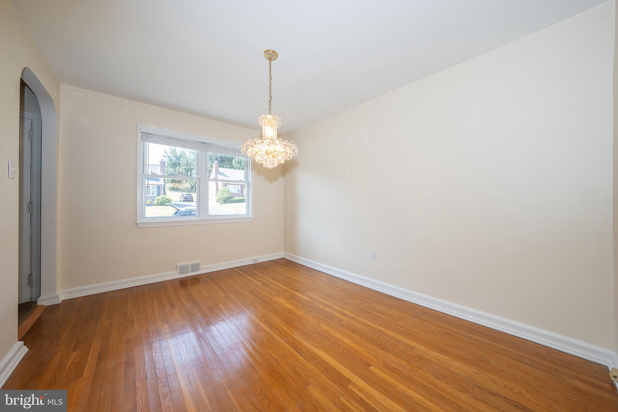 65 Rodmor Road Havertown, PA 19083 - Photo 6 of 34 Dining Room