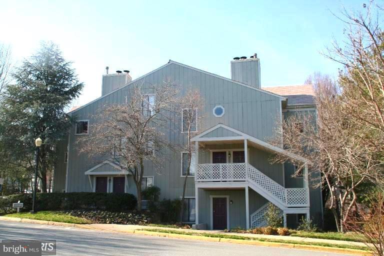 2271 Hunter's Run Drive, Unit 2271 Reston, VA 20191 - Photo 1 of 28 Exterior (Front)