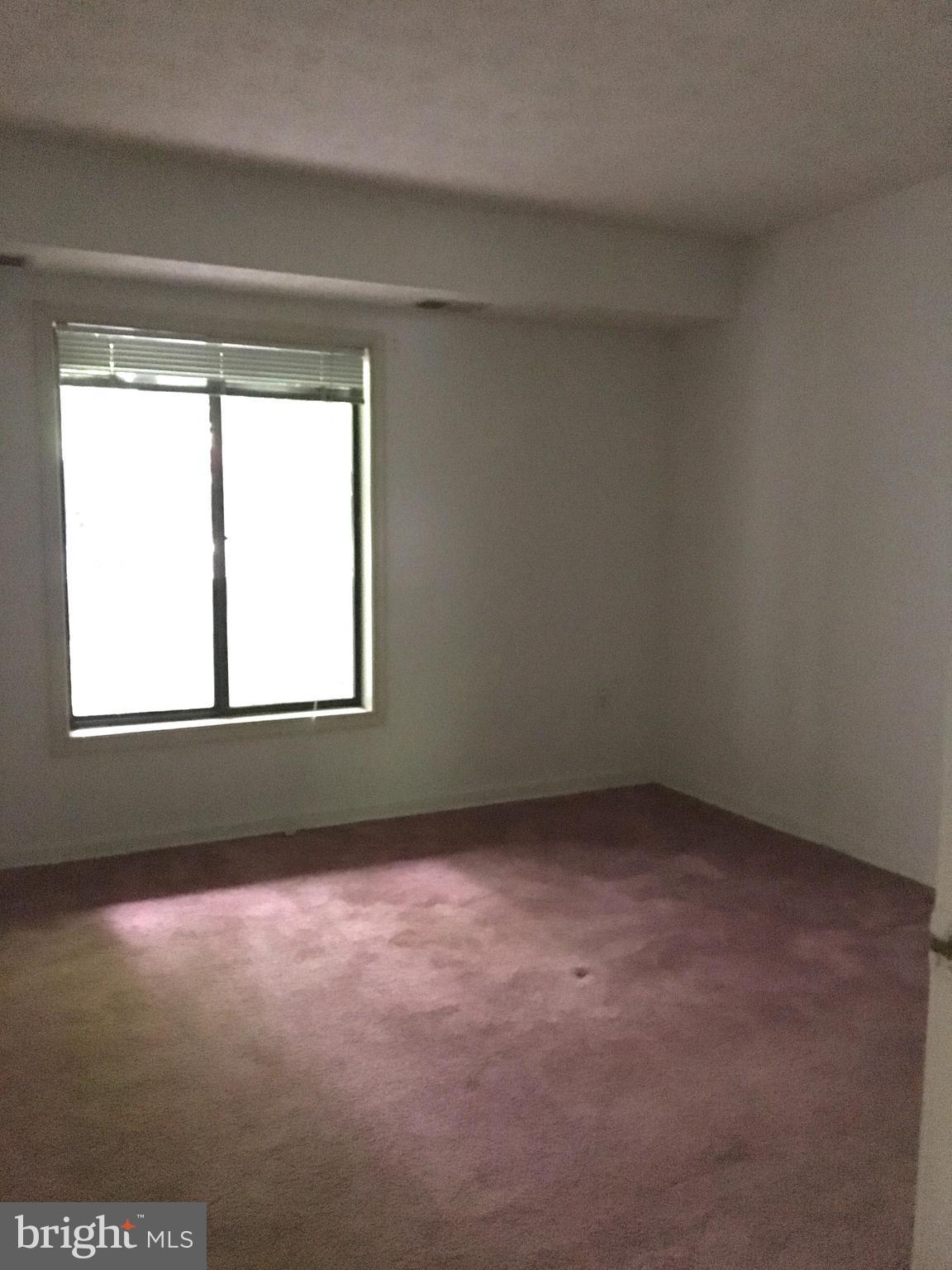 2271 Hunter's Run Drive, Unit 2271 Reston, VA 20191 - Photo 15 of 28 Bath (Master)