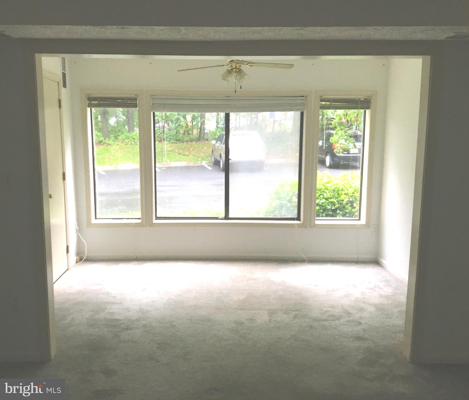 2271 Hunter's Run Drive, Unit 2271 Reston, VA 20191 - Photo 7 of 28 Interior (General)