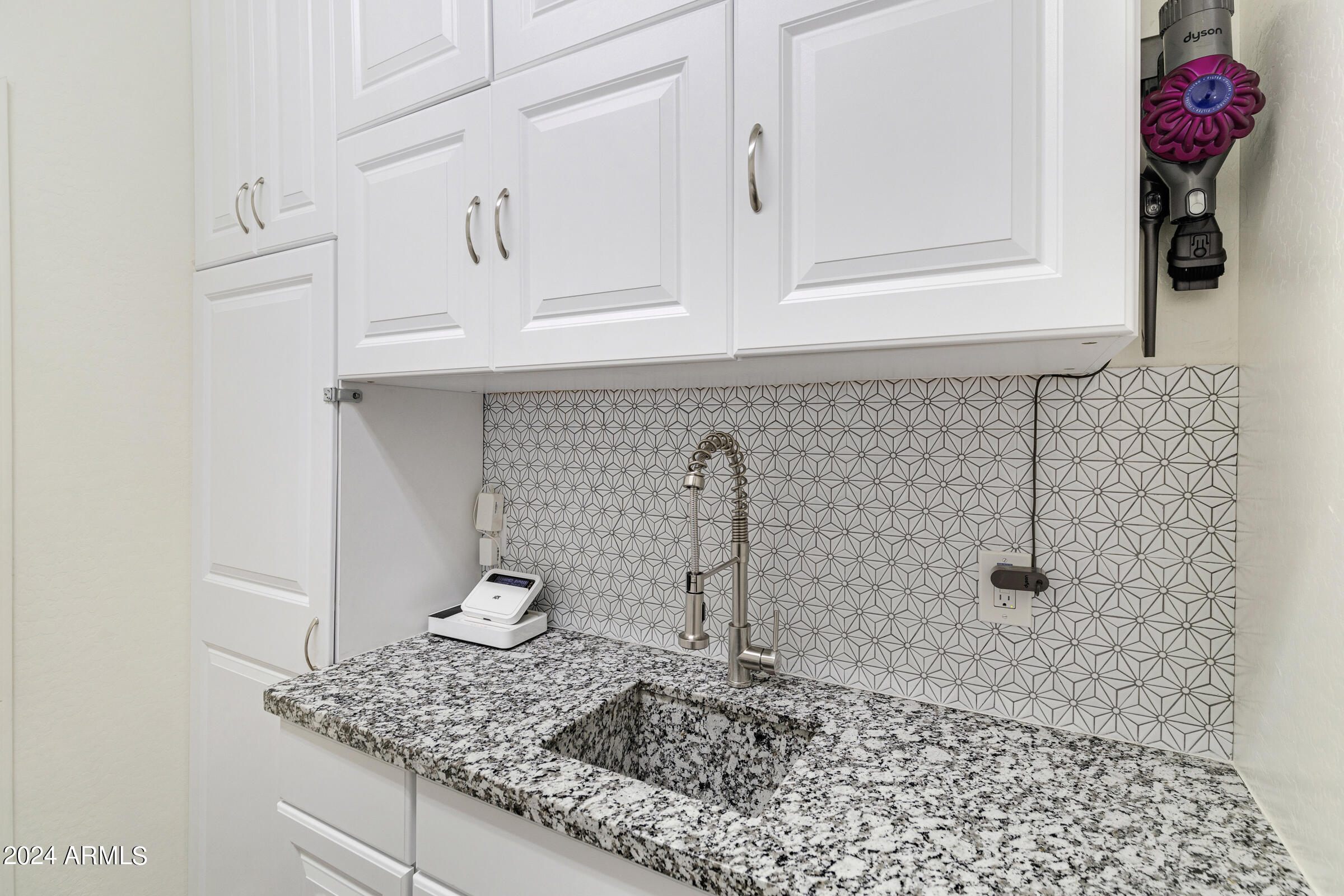 2744 East Gillcrest Road Gilbert, AZ 85298 - Photo 14 of 71 2744 E Gillcrest Rd-11